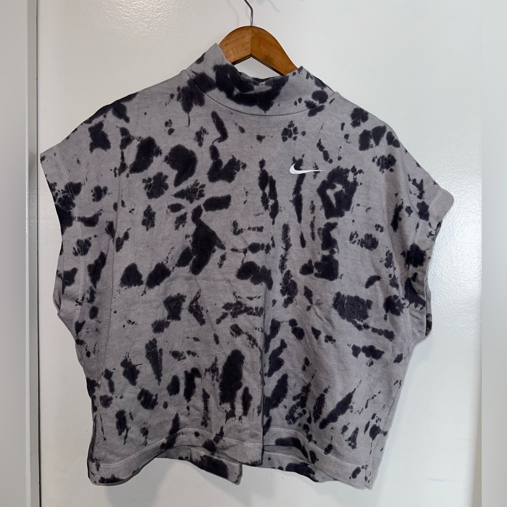 Nike Women's Black and Gray Tie-Dye Top